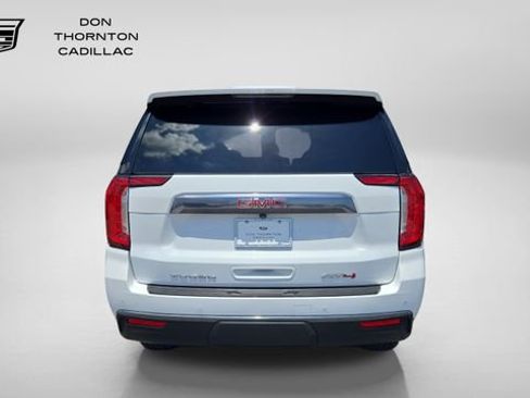 Used 2024 GMC Yukon AT4 w/ AT4 Premium Package AWD/4WD image 4