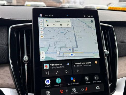 Certified 2025 Volvo XC90 B5 Plus image 21