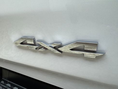 Used 2022 RAM 1500 Big Horn AWD/4WD image 4
