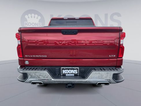 Used 2022 Chevrolet Silverado 1500 LTZ w/ LTZ Convenience Package II AWD/4WD image 5
