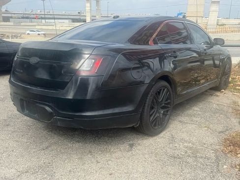 Used 2010 Ford Taurus Limited FWD image 4