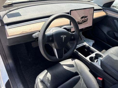 Used 2022 Tesla Model 3 Long Range AWD/4WD image 3
