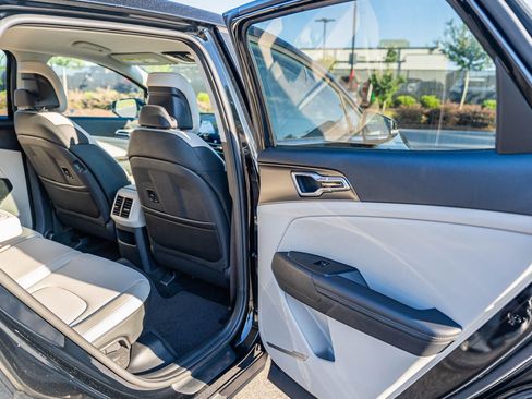 New 2026 Kia Sportage EX FWD image 8