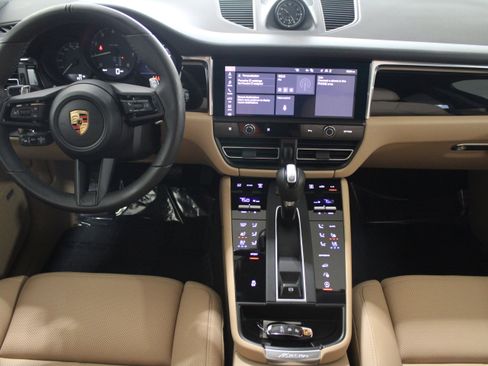 New 2026 Porsche Macan AWD/4WD image 21