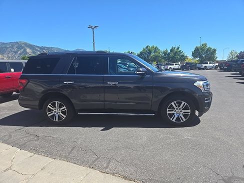 Used 2023 Ford Expedition Limited AWD/4WD image 4