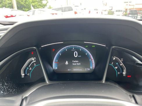 Used 2019 Honda Civic Touring image 26