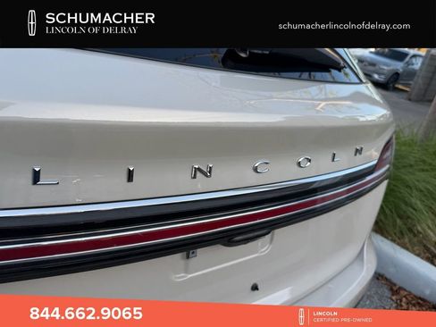Used 2023 Lincoln Nautilus FWD w/ Premium Package image 13