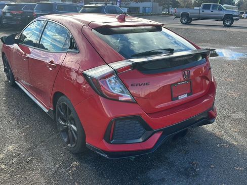 Used 2017 Honda Civic Sport image 5