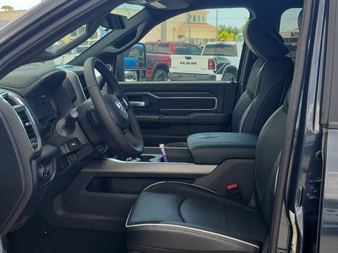 New 2026 RAM 3500 Laramie AWD/4WD image 17