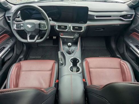 Used 2025 Ford Mustang GT Premium w/ GT Performance Package RWD image 17