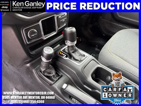 Used 2024 Jeep Wrangler Sport AWD/4WD image 16