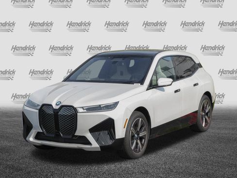 Certified 2024 BMW iX xDrive50 w/ Premium Package AWD/4WD image 5