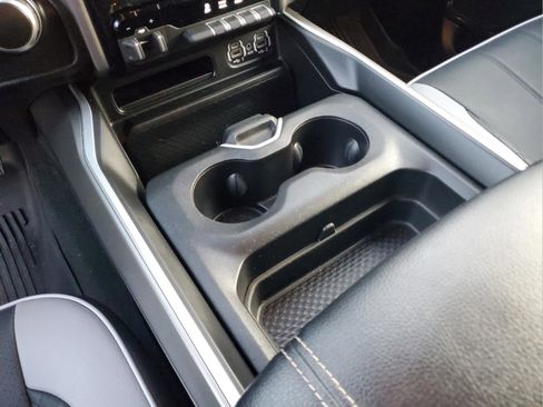 Used 2021 RAM 1500 Big Horn image 21