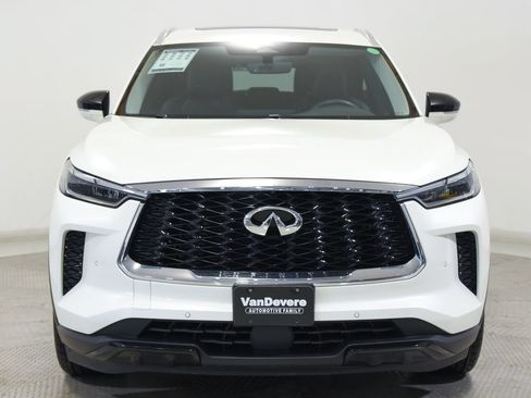 Used 2023 INFINITI QX60 Luxe w/ Cargo Package AWD/4WD image 2