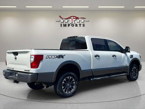 Used 2017 Nissan Titan PRO-4X image 8