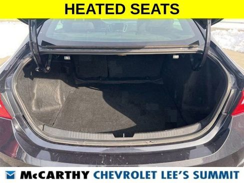 Used 2023 Chevrolet Malibu LT image 18