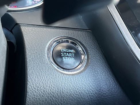 Certified 2020 Toyota Camry XSE image 26