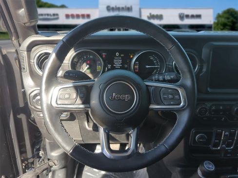 Used 2023 Jeep Wrangler Unlimited Sahara w/ Cold Weather Group AWD/4WD image 16