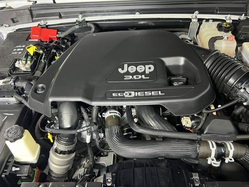 Used 2023 Jeep Wrangler Sahara w/ Cold Weather Group image 36