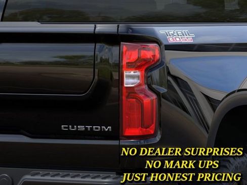 New 2026 Chevrolet Silverado 1500 Custom Trail Boss AWD/4WD image 11