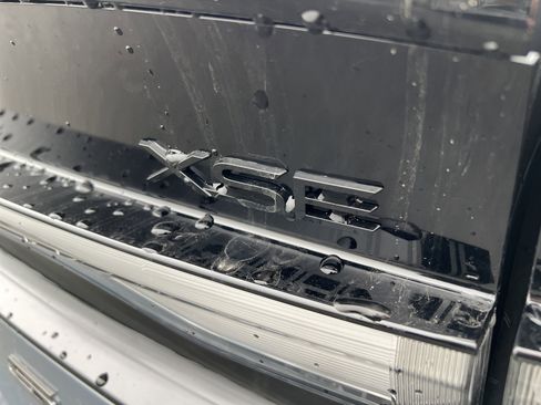 New 2026 Toyota Prius Plug-In Hybrid image 8