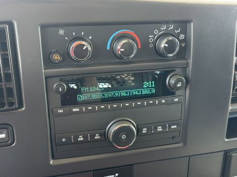 Used 2024 Chevrolet Express 2500 w/ Driver Convenience Package image 14
