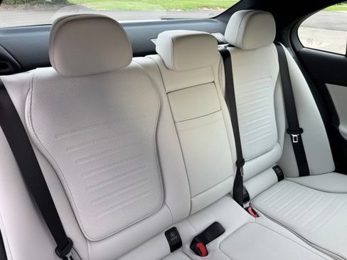 Used 2024 Mercedes-Benz C 300 4MATIC Sedan image 31
