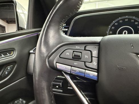 Used 2023 Cadillac Escalade Sport w/ LPO, ONYX Package AWD/4WD image 16
