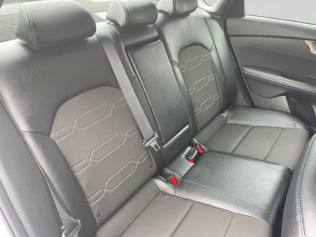 Used 2023 Kia Forte GT-Line w/ GT-Line Premium Package FWD image 14