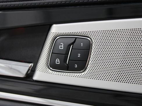 Used 2023 Lincoln Nautilus Black Label w/ Cargo Utility Package image 27