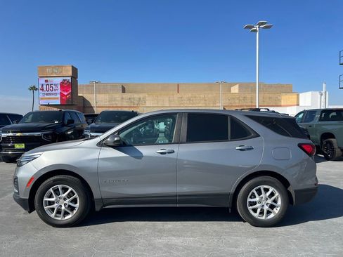Used 2023 Chevrolet Equinox LS FWD image 8