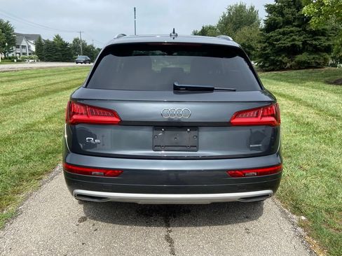 Used 2019 Audi Q5 2.0T Premium w/ Convenience Package AWD/4WD image 4