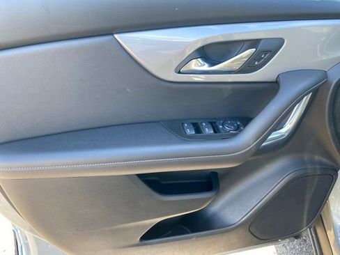 Certified 2025 Chevrolet Blazer LT FWD image 15