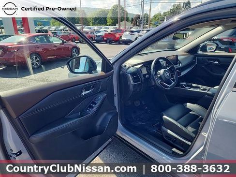 Certified 2023 Nissan Rogue SV w/ SV Premium B Package AWD/4WD image 10