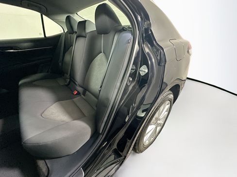 Used 2022 Toyota Camry LE FWD image 25