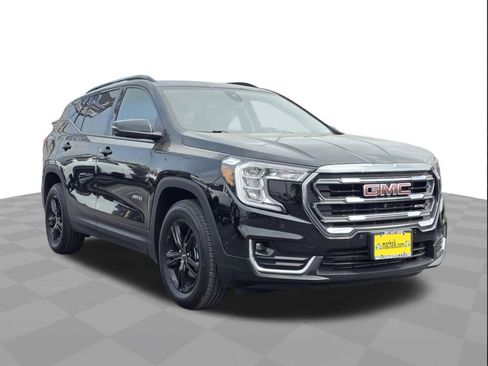 Used 2024 GMC Terrain AT4 w/ Tech Package image 3