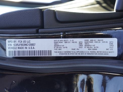 Certified 2022 Jeep Grand Cherokee Limited image 30