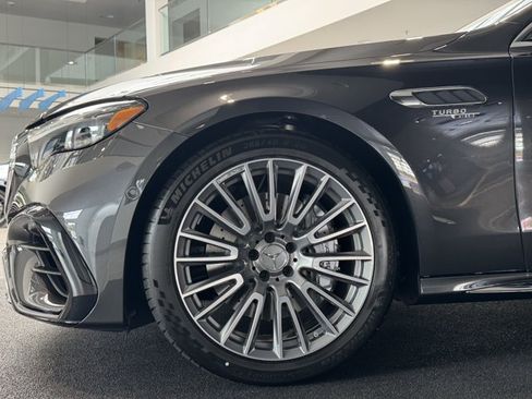 New 2026 Mercedes-Benz E 53 AMG e 4MATIC Wagon image 9
