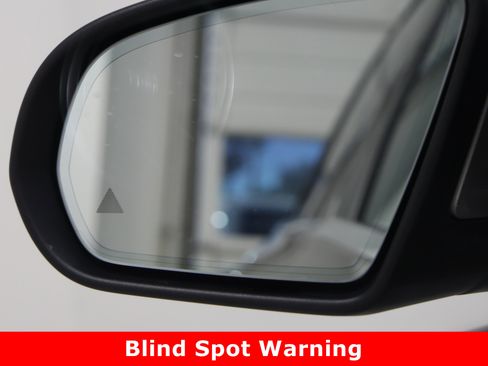 Used 2020 Mercedes-Benz GLC 300 4MATIC image 23