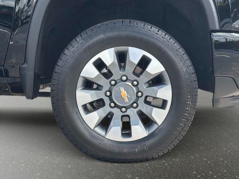 Used 2024 Chevrolet Silverado 2500 Custom w/ Custom Value Package AWD/4WD image 20