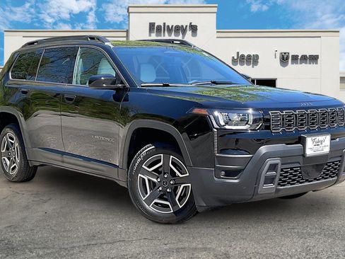 New 2026 Jeep Cherokee Laredo AWD/4WD image 2