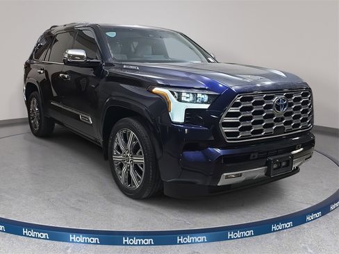 Used 2024 Toyota Sequoia Capstone image 4