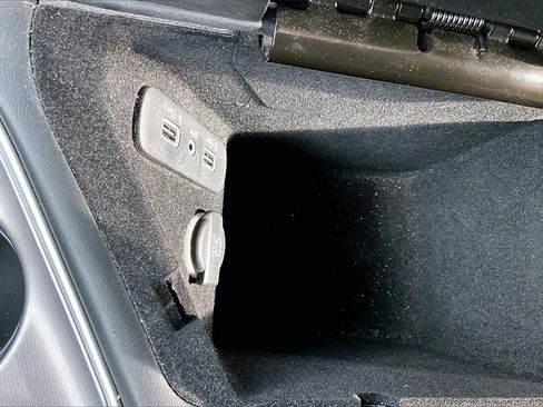 Certified 2020 Dodge Challenger SXT w/ Blacktop Package image 33