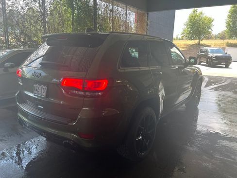 Used 2021 Jeep Grand Cherokee SRT AWD/4WD image 3