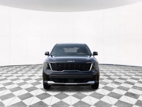 Used 2026 Kia Sorento LX FWD image 2