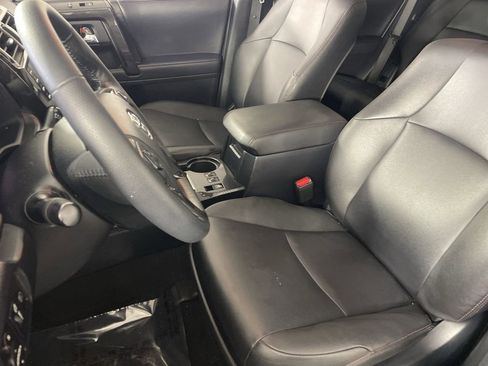 Used 2023 Toyota 4Runner TRD Off-Road Premium image 21