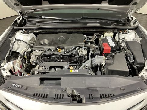Used 2022 Toyota Camry SE FWD image 40