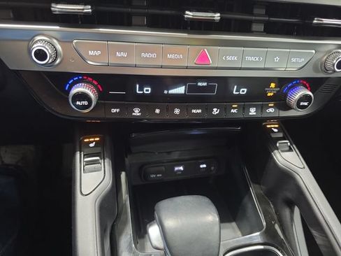 Used 2025 Kia Telluride S AWD/4WD image 10