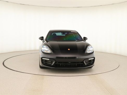 Used 2021 Porsche Panamera 4S image 11