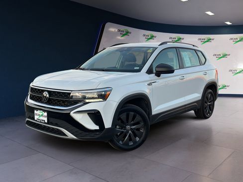 Used 2024 Volkswagen Taos S image 3